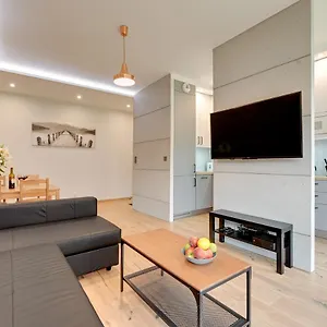 - Free Private Parking Apartment
